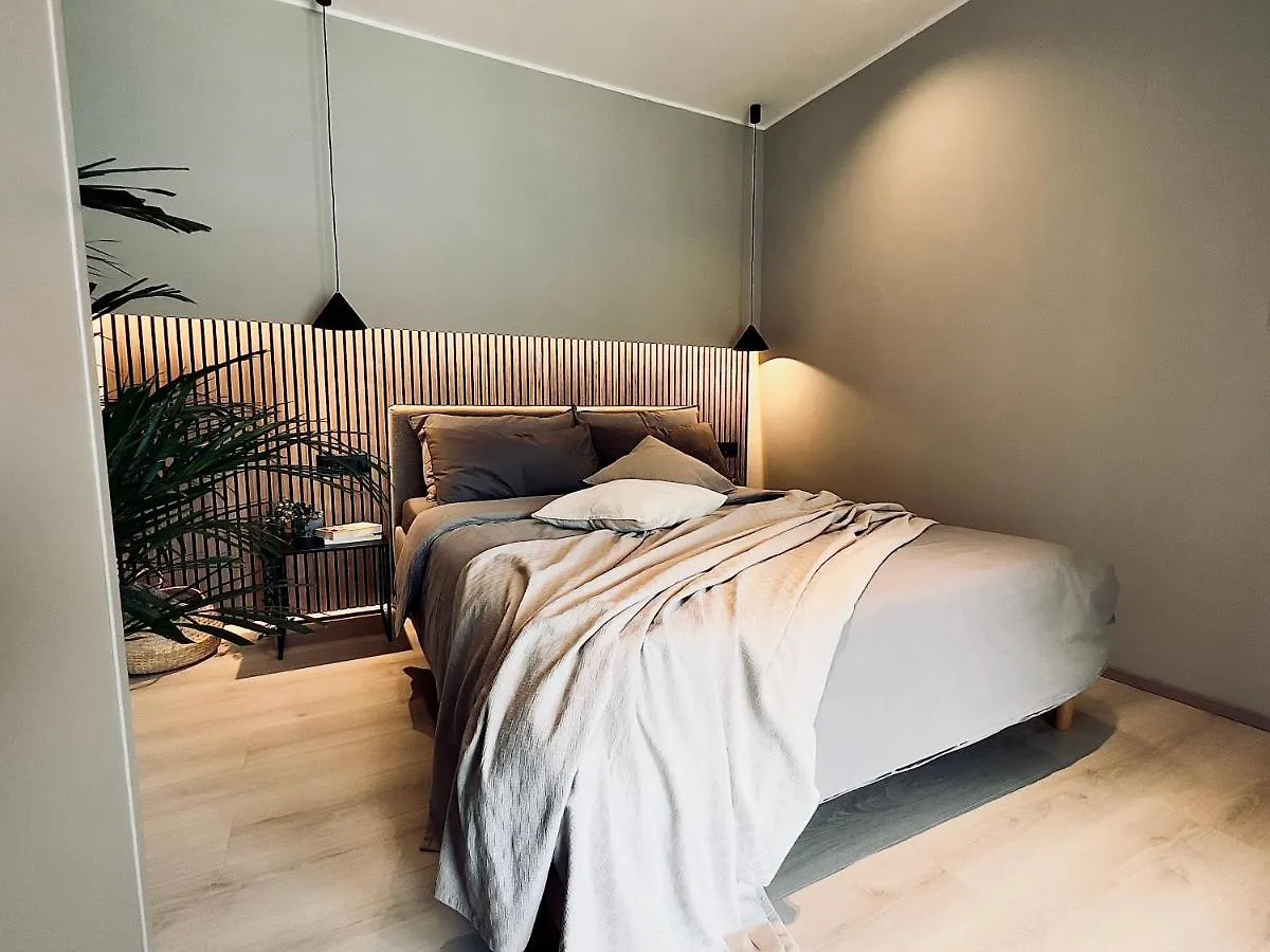 Apartman Paola contacts